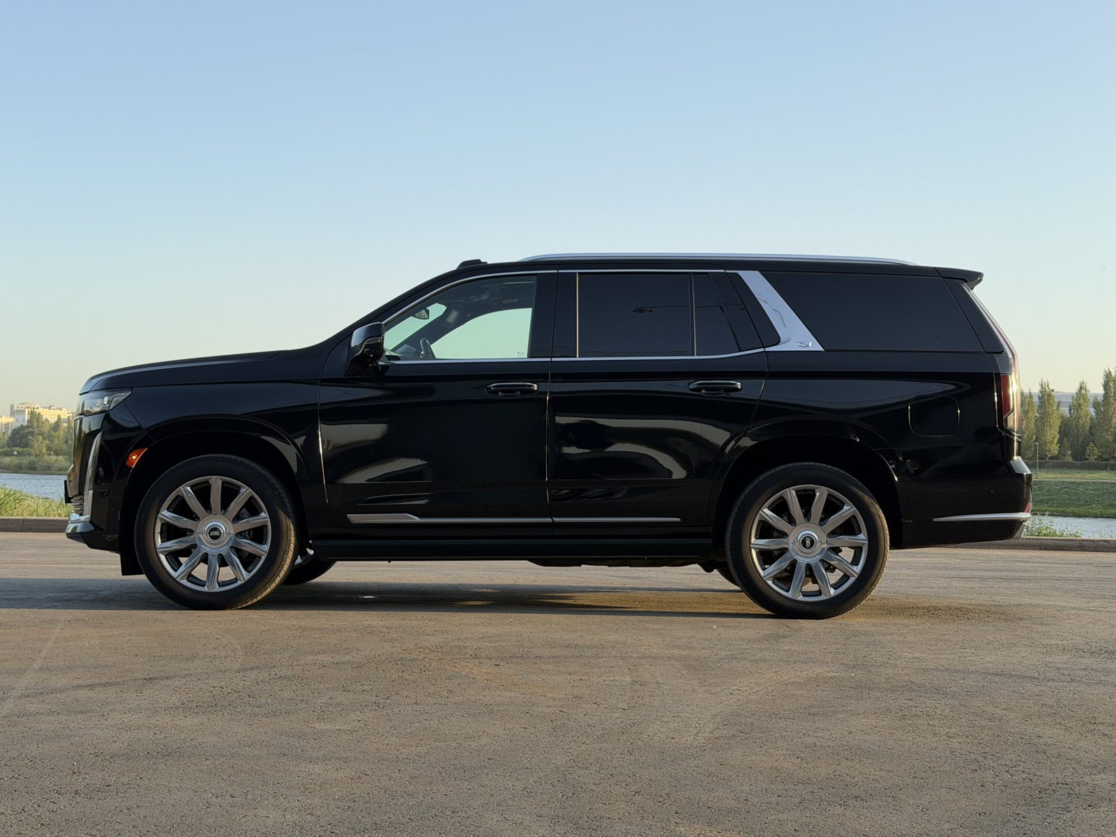 Cadillac Escalade Rental in Astana — photo 5