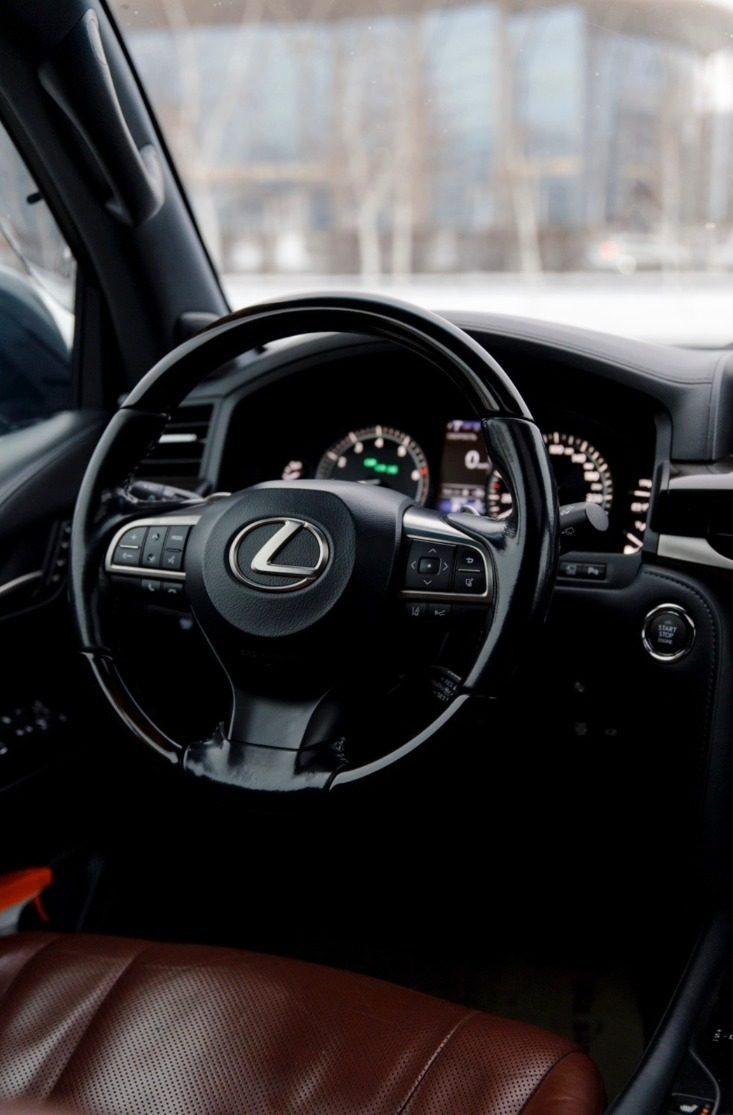 Аренда Lexus LX 570 в Астане — фото 4
